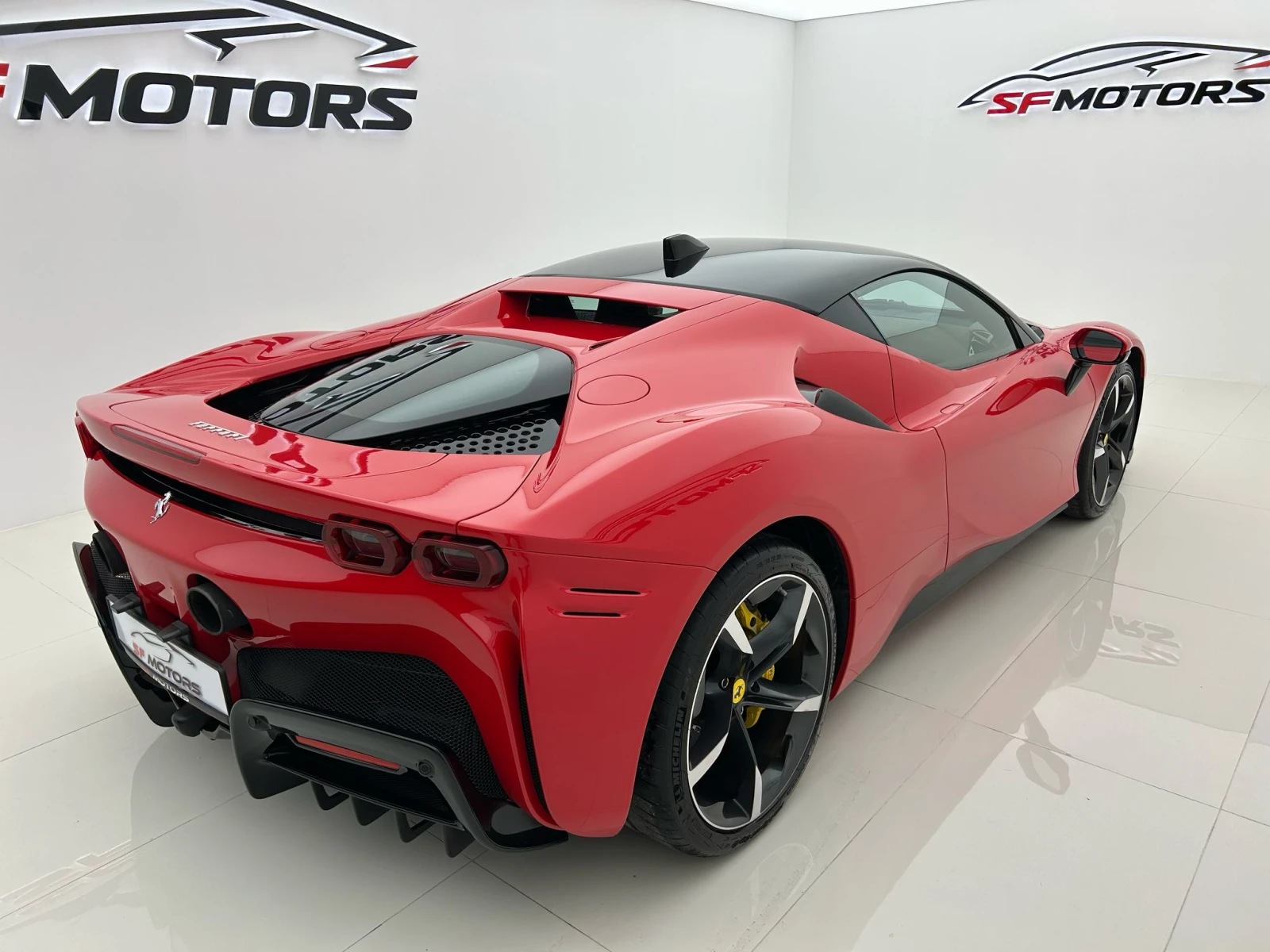 Ferrari SF90 Stradale