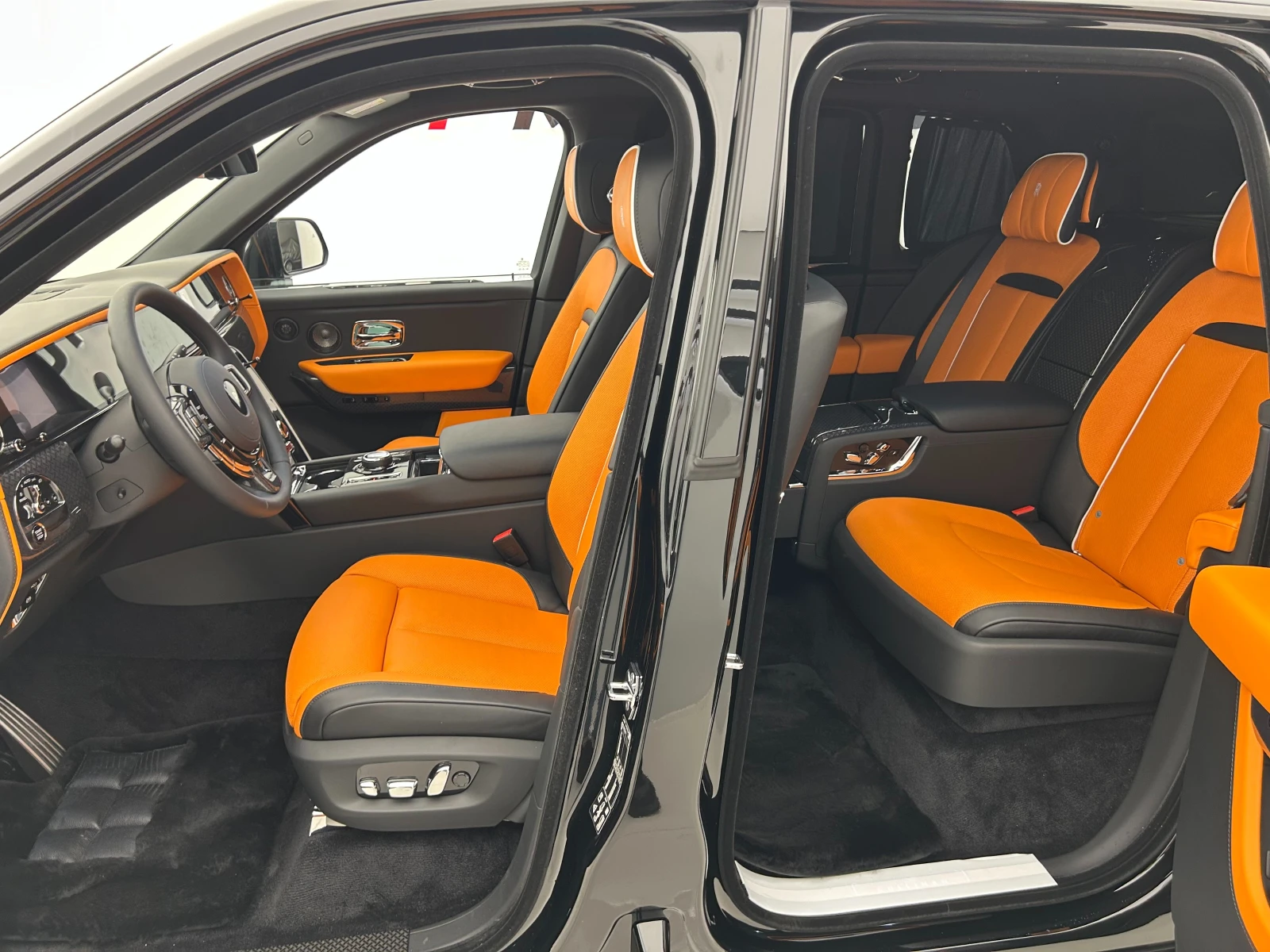 Rolls-Royce Cullinan Black Badge Series II
