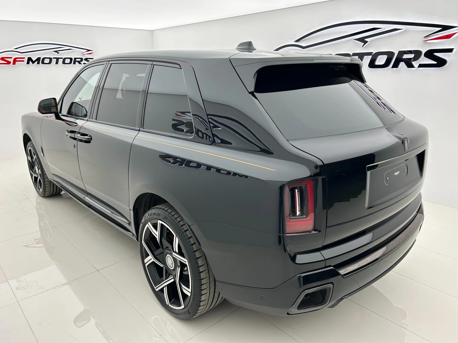 Rolls-Royce Cullinan Black Badge Series II