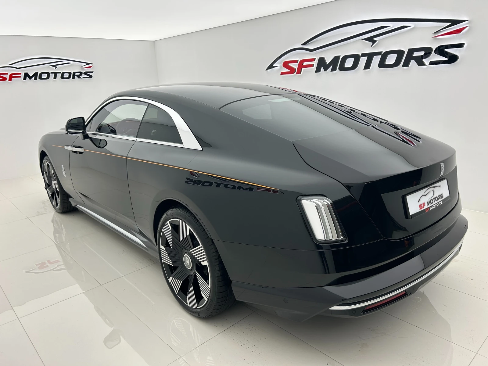 Rolls-Royce Spectre