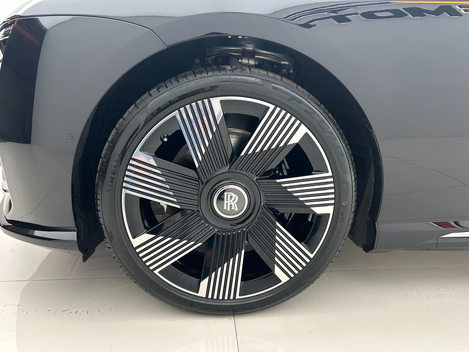 Rolls-Royce Spectre